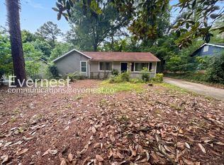 9007 Homewood Dr, Riverdale, GA 30274