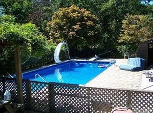 30 Milldown Rd, Yaphank, NY 11980