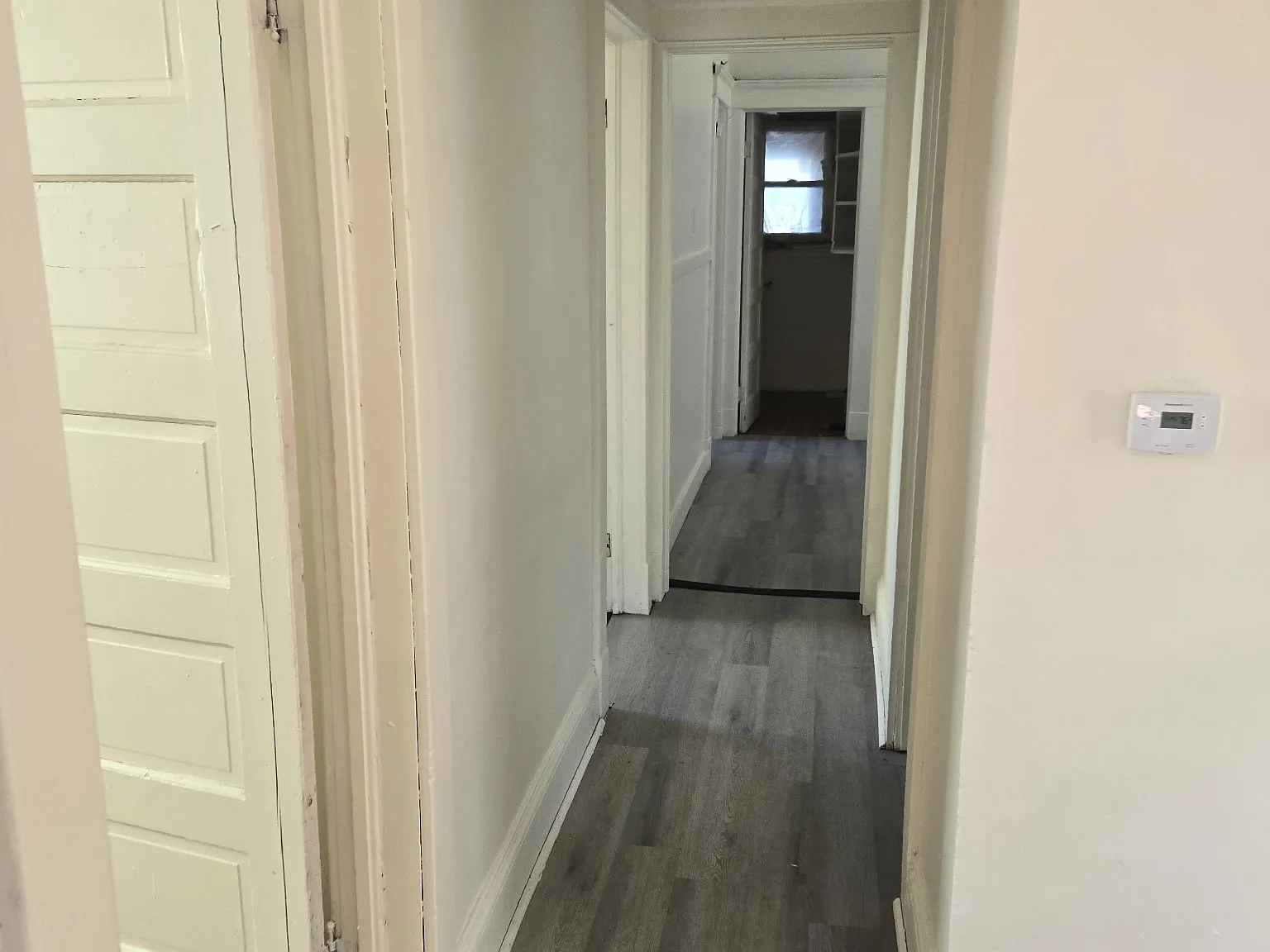 3 bed, 1100 sqft, $1,500 — Photo 4