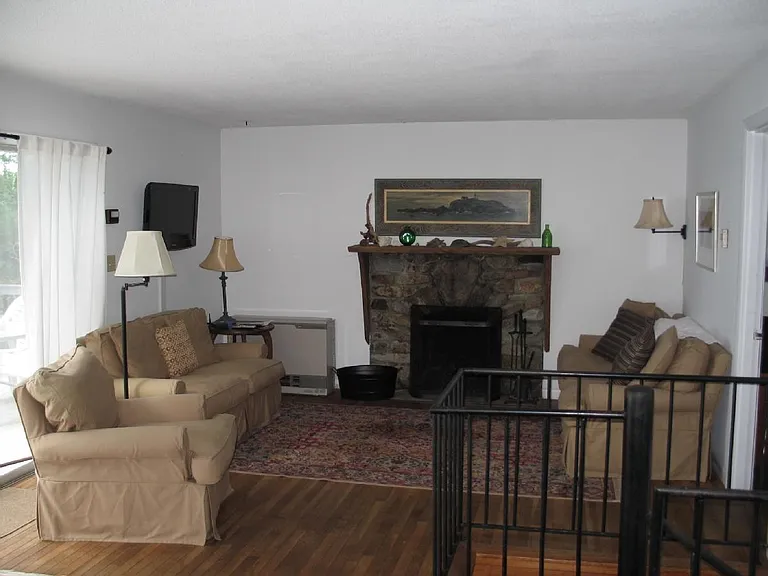 23 Rockwood Ln — Photo 5