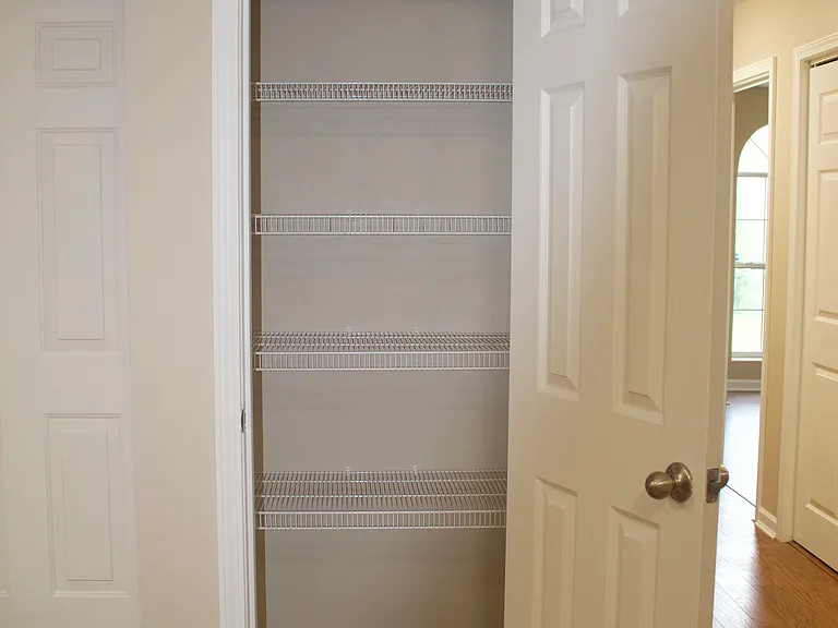 336 Creekview Ln — Photo 14