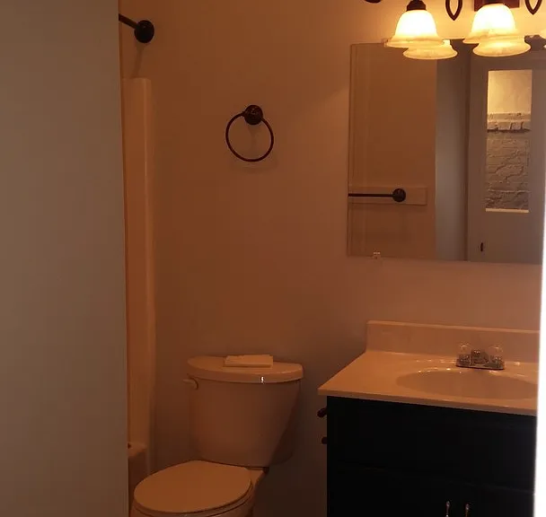1731 E. Main Street — Photo 50