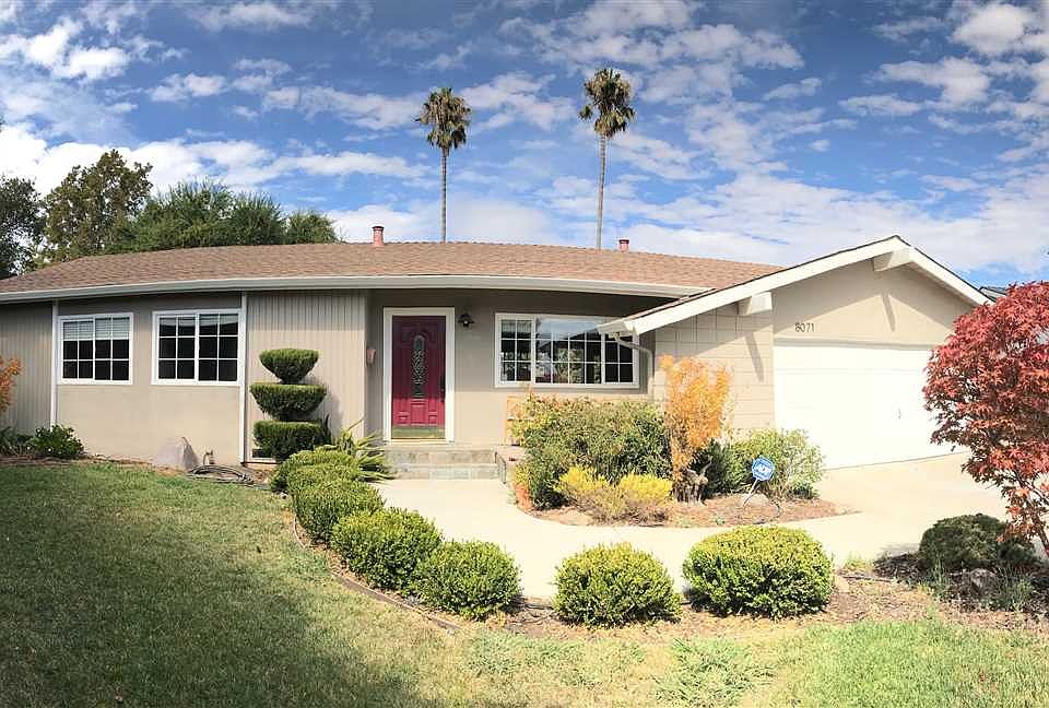 1st image of 8071 Holanda Ct