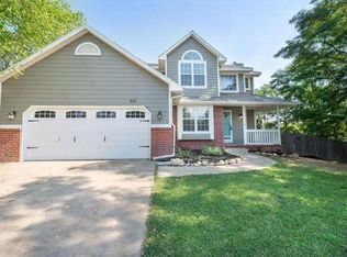 512 E Wild Plum Cir, Derby, KS 67037