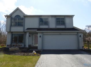 7069 Wexford Hill Ln, Holland, OH 43528