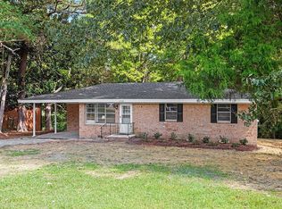 202 Hillcrest Dr, Smithfield, NC 27577