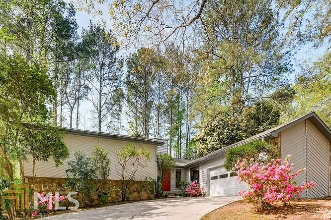 1st image of 4416 Chimney Springs Ct