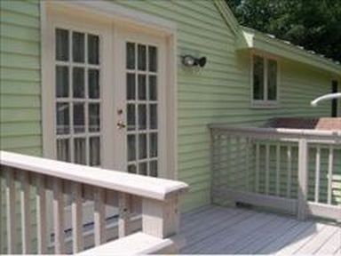 160 Mammoth Rd, Londonderry, NH, 03053