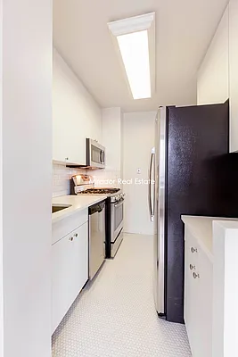 Rented by Mirador Real Estate | media 15