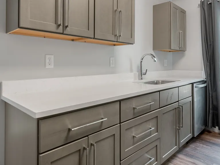 109 Williams St — Photo 17