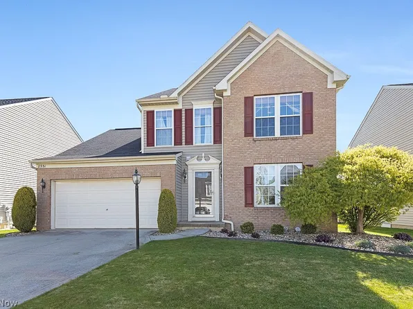 8551 Lynhurst Dr, Olmsted Township, OH 44138