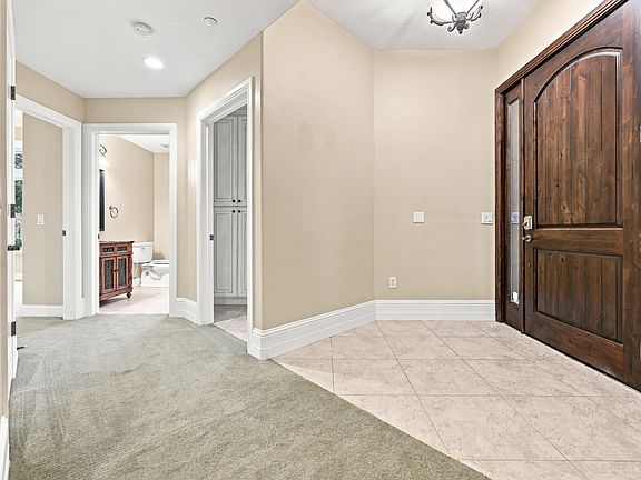 5th image of 222 W 2280 N APT 112