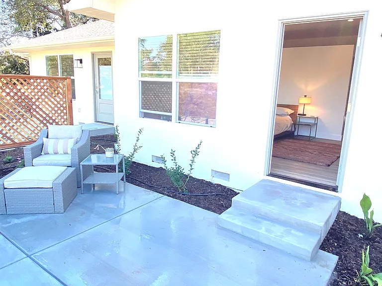 1265 Dutch Ln #1 — Photo 16