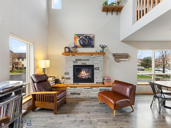 5th image of 2942 Warbler Way #2942A