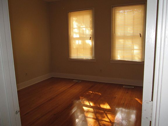 5th image of 528 E Gwinnett St #A