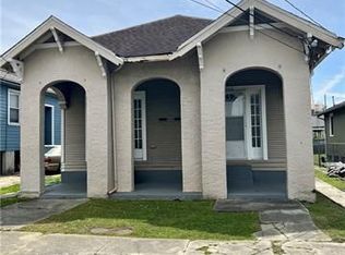 4716 Euphrosine St, New Orleans, LA 70125