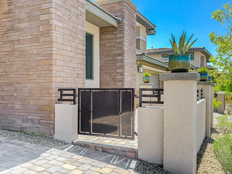 12466 Point Sierra St — Photo 4