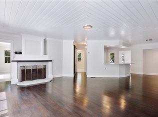 1147 Mockingbird Ln, Naples, FL 34104