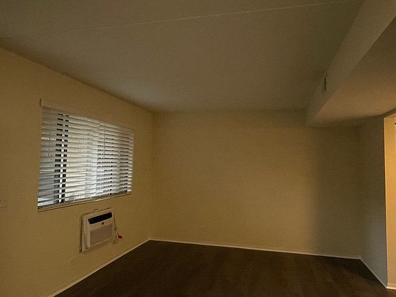 4th image of 503 Smith Dr #4