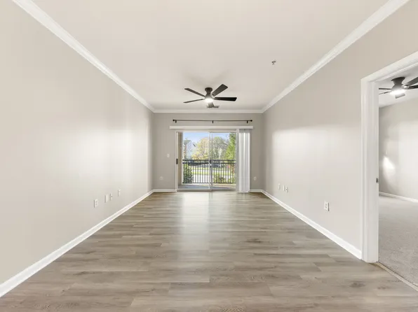 12901 Centre Park Cir APT 216, Herndon, VA 20171