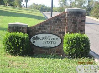 1006 Robert Lee Dr, Gallatin, TN 37066