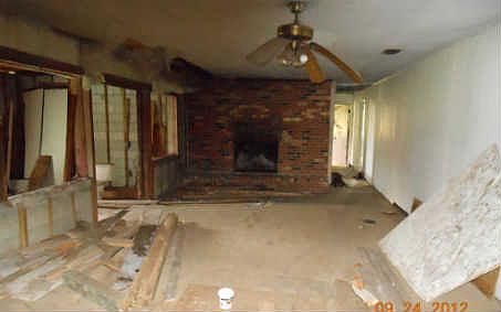 2nd image of 513 NE Kingston Ln