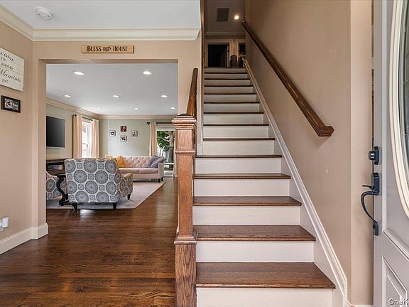 4th image of 23 Cambridge Avenue