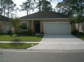 1st image of 372 Waterside Cir