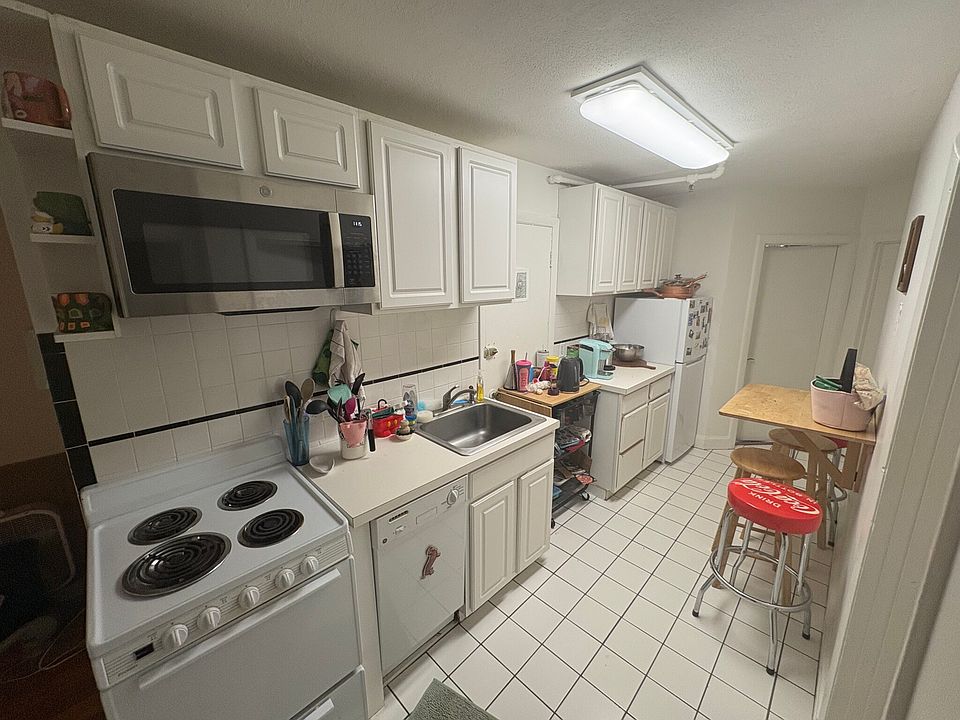 1st image of 43 Westland Ave