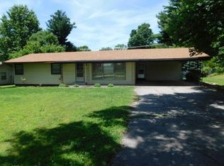 1925 Hoglen Dr, West Plains, MO 65775