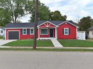 104 Moreland Ave, Pontiac, MI 48342