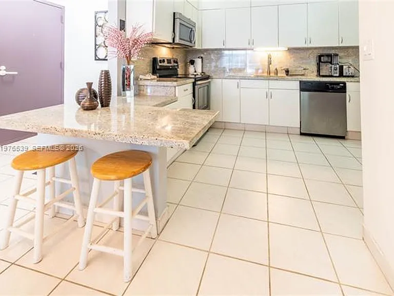 9341 Collins Ave #1204 — Photo 10