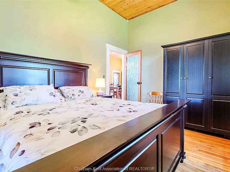 6630 Talbot Trl — Photo 25