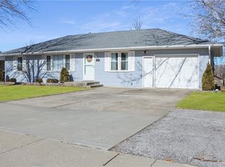 506 W 19th St, Higginsville, MO 64037