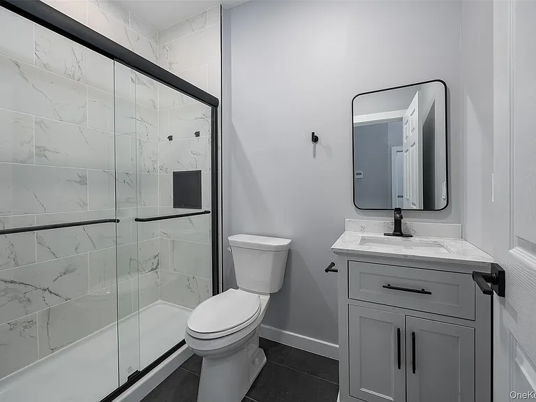 126 Innis Ave #2-1 — Photo 8