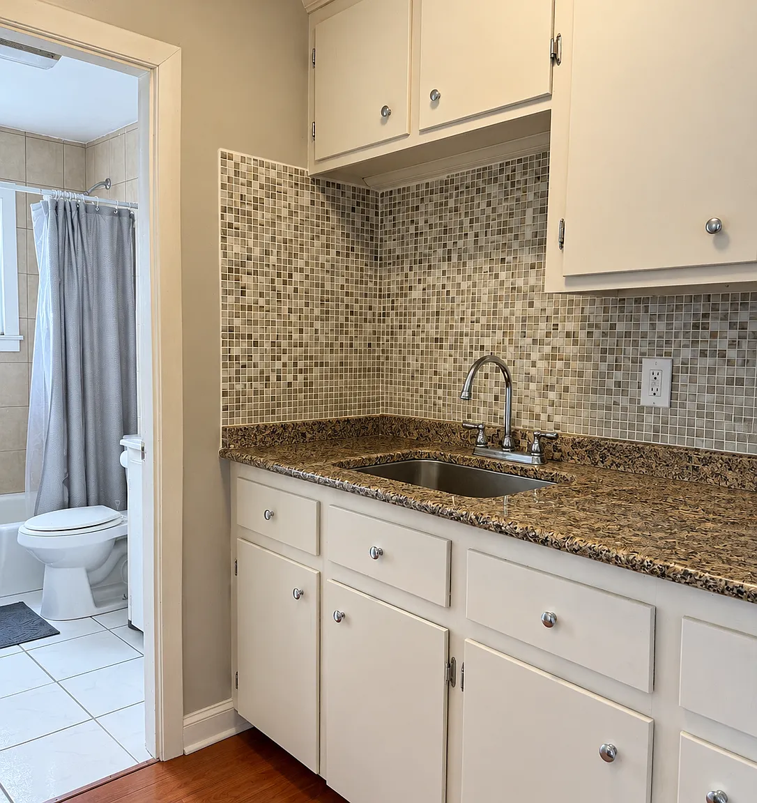 210 Hope Street Fall River - 3N — Photo 2