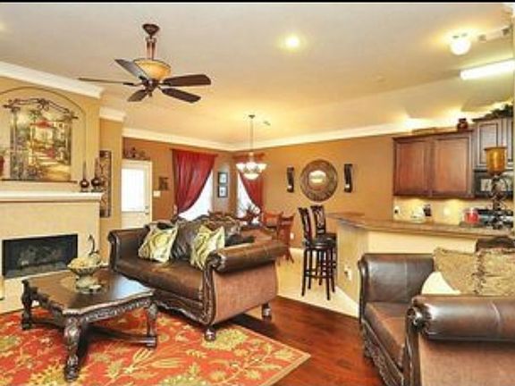 4th image of 6454 Applewood Forest Dr