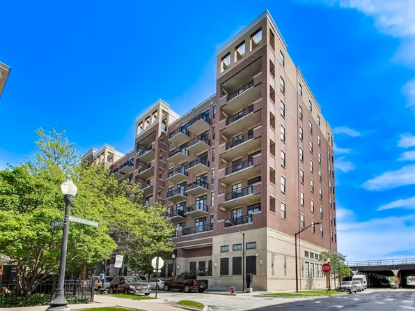833 W 15th Pl Unit 506, Chicago, IL 60608