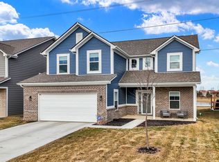 7062 English Oak Dr, McCordsville, IN 46055