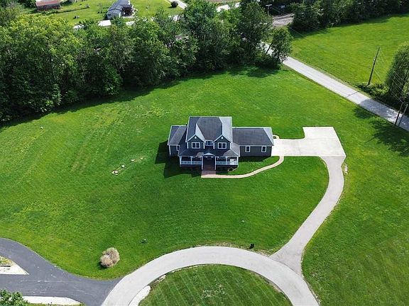 3rd image of 13681 W Auburn Ridge Ct