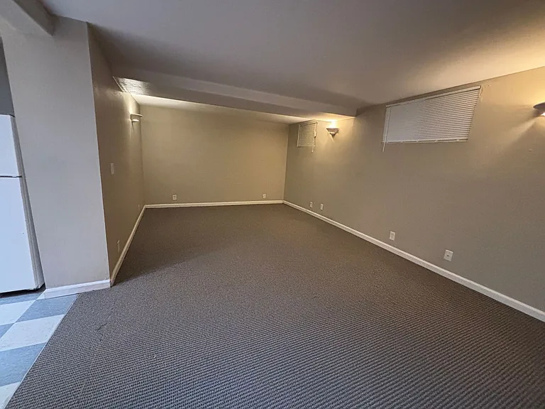 Roycroft Apartments — Photo 5