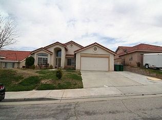 38820 Dianron Rd, Palmdale, CA 93551