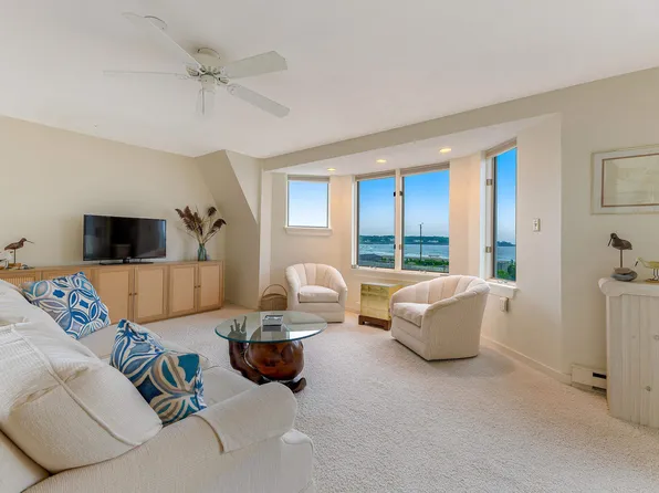 143 Beach Avenue #208, Kennebunk, ME 04043