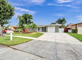 311 SE 4th Ter, Dania Beach, FL 33004
