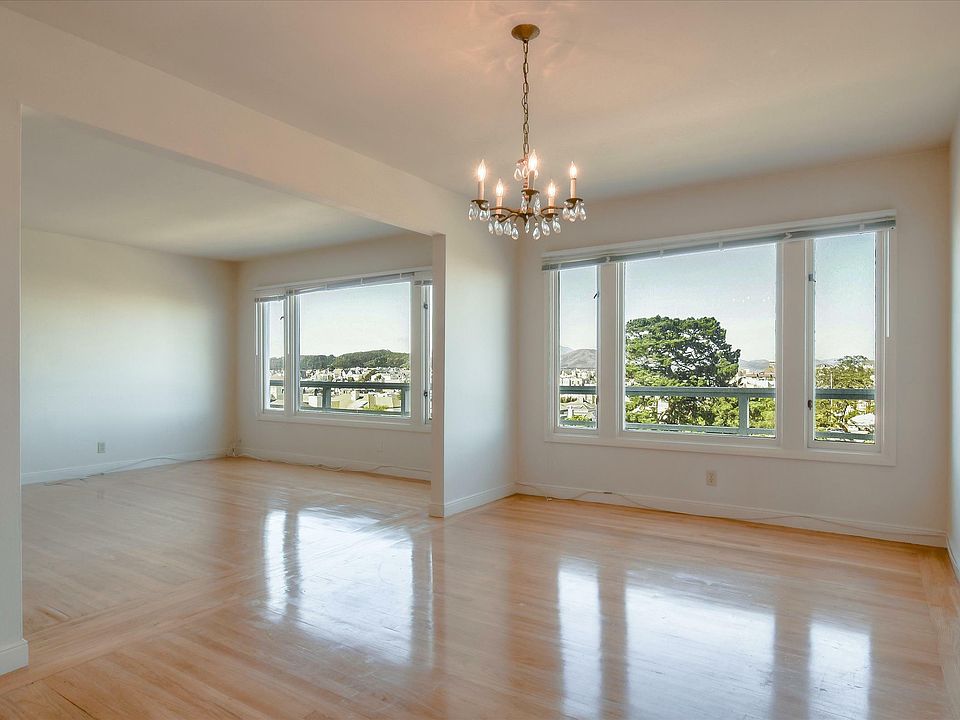1st image of 33 Lupine Ave Unit B