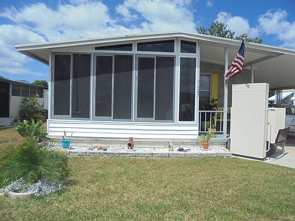 5th image of 5627 Blue Harbor Dr