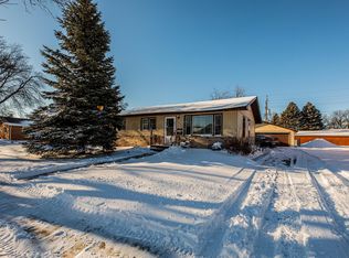 1531 16 1/2 St S, Fargo, ND 58103