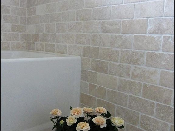 5th image of 34815 Starling Dr APT 4
