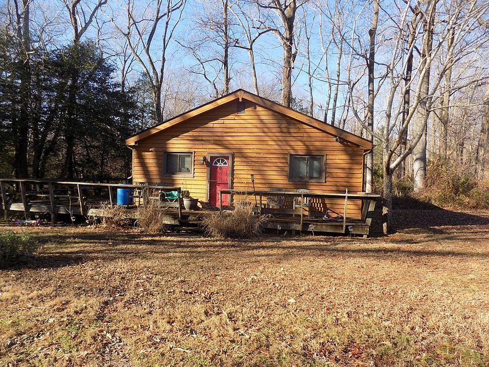 2nd image of 1283 Hacks Neck Rd