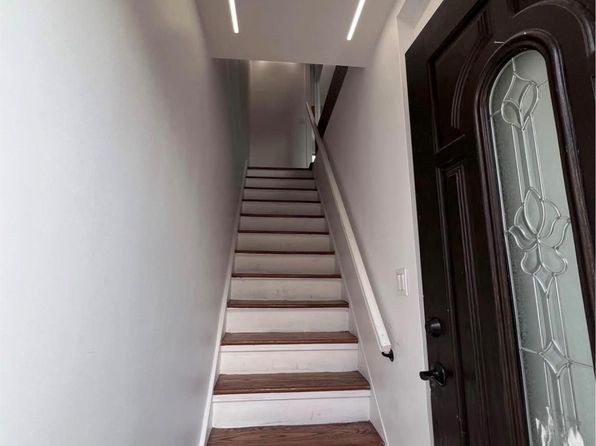 (undisclosed Address)